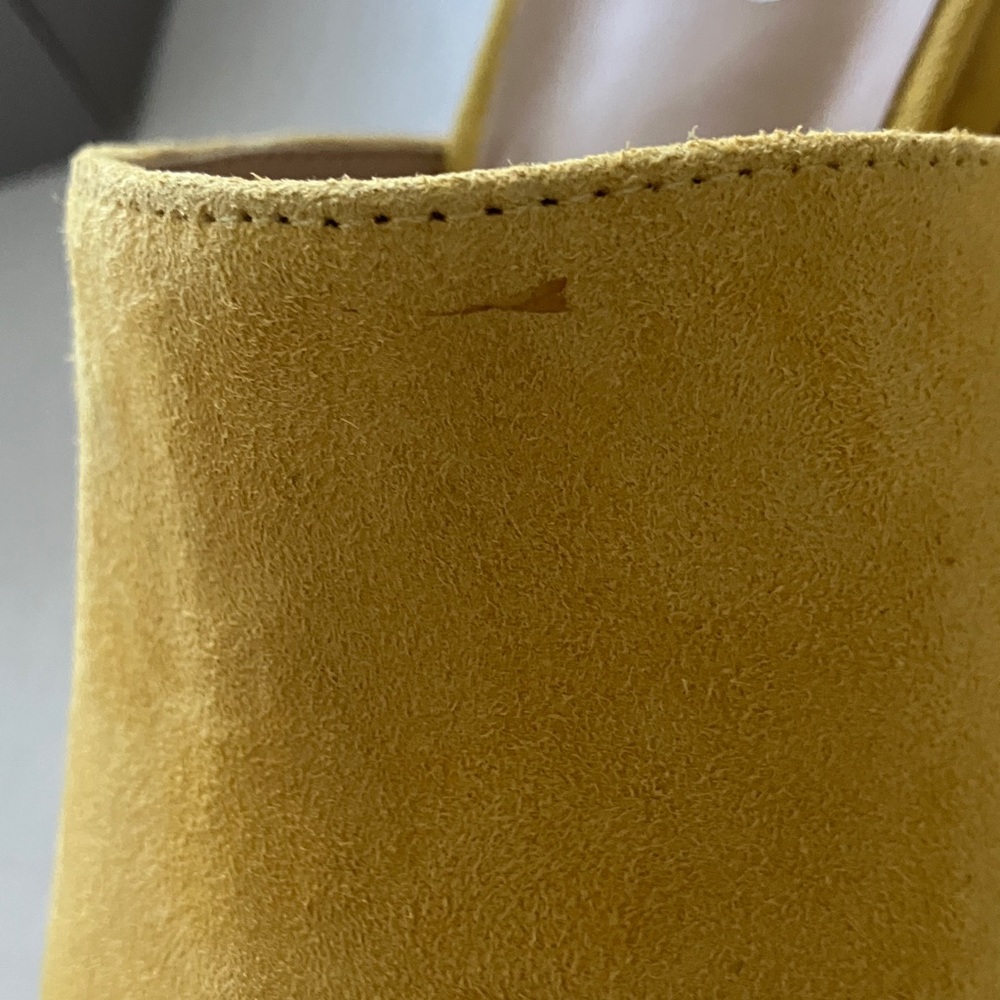 Franco Sarto Rianan Yellow Suede Mules (Size 8) NWT - Picture 15 of 16